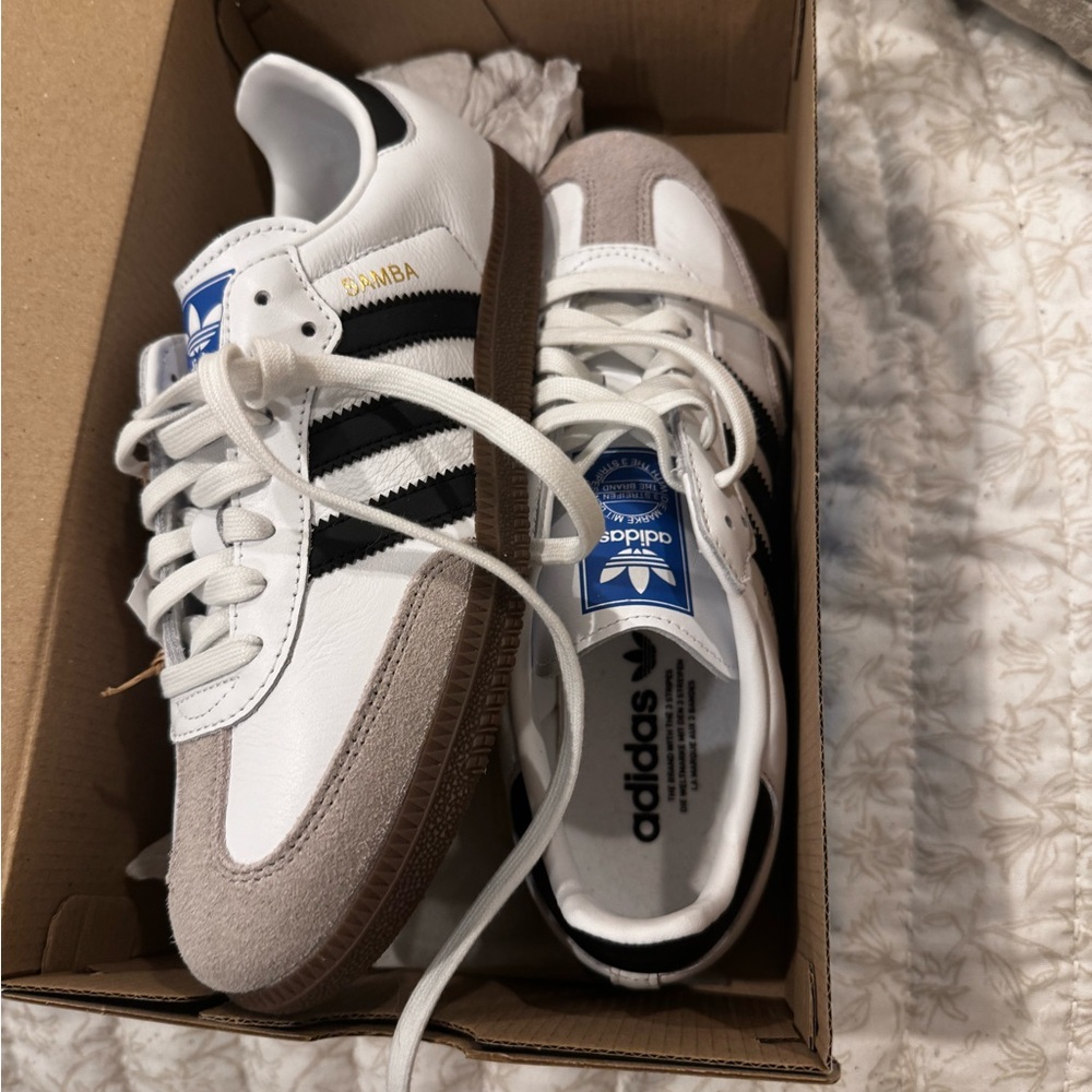 Adidas Sambas